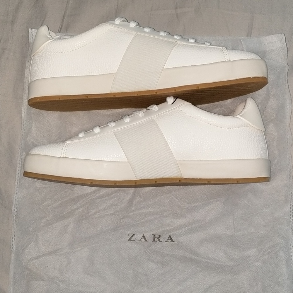 Zara Man White Shoes